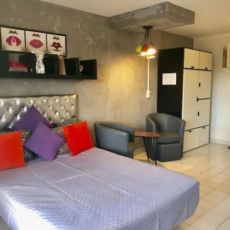 322, Port Venus Au Village Naturiste Apartmán *